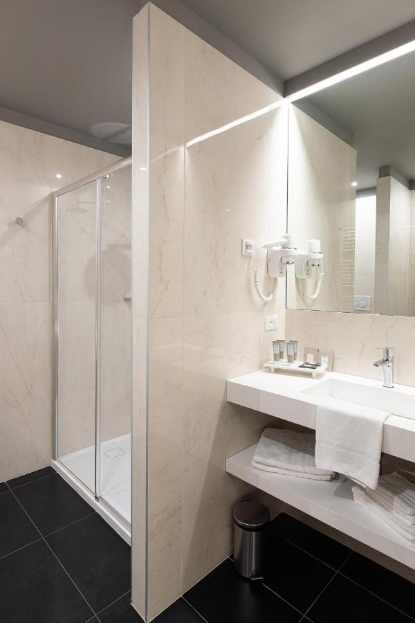 Palazzo Liberati Apartments Parma Ngoại thất bức ảnh